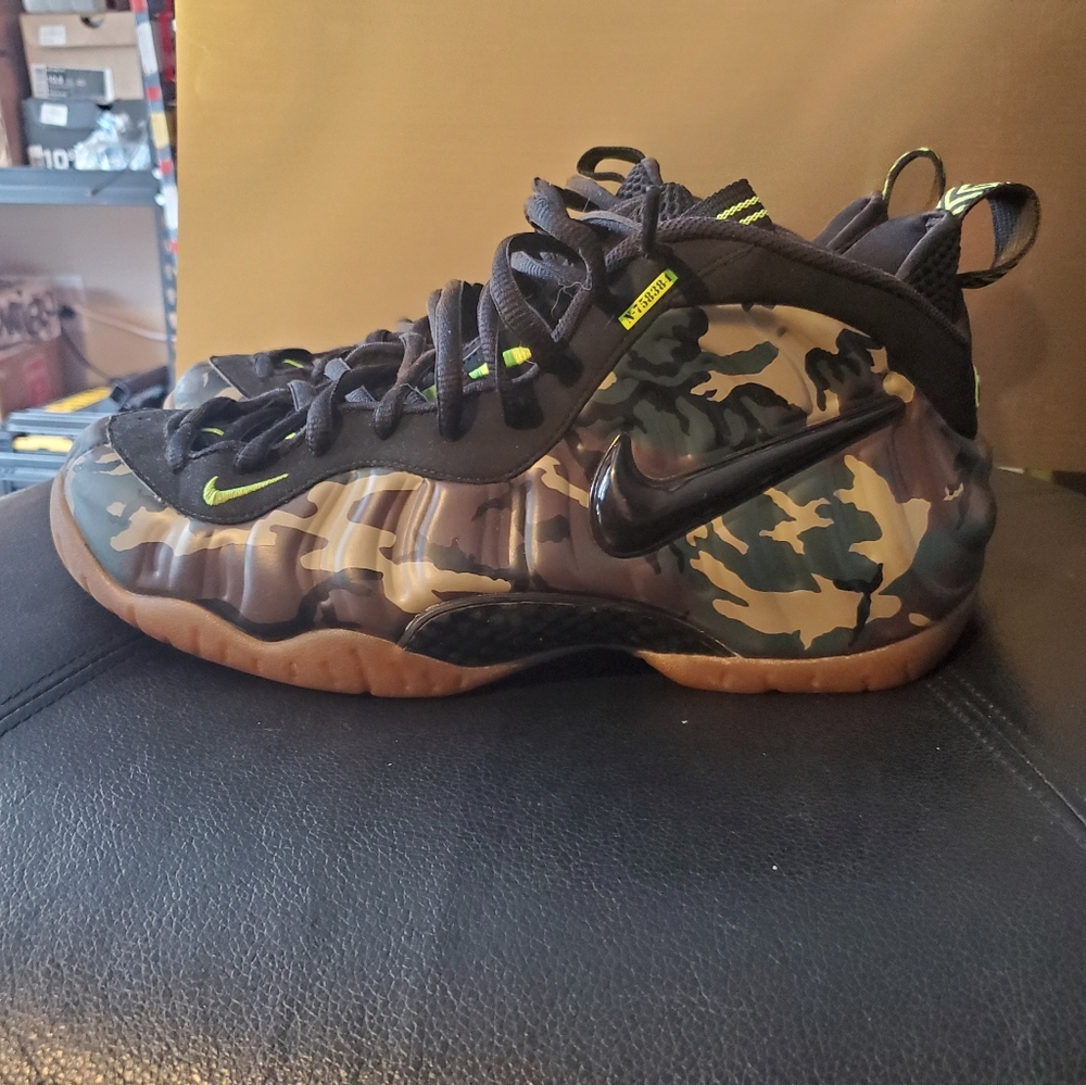 Nike foamposit camo edition